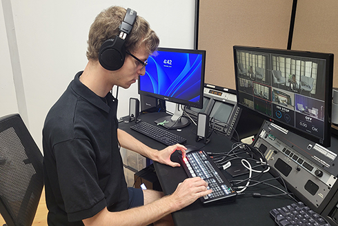 student using computor